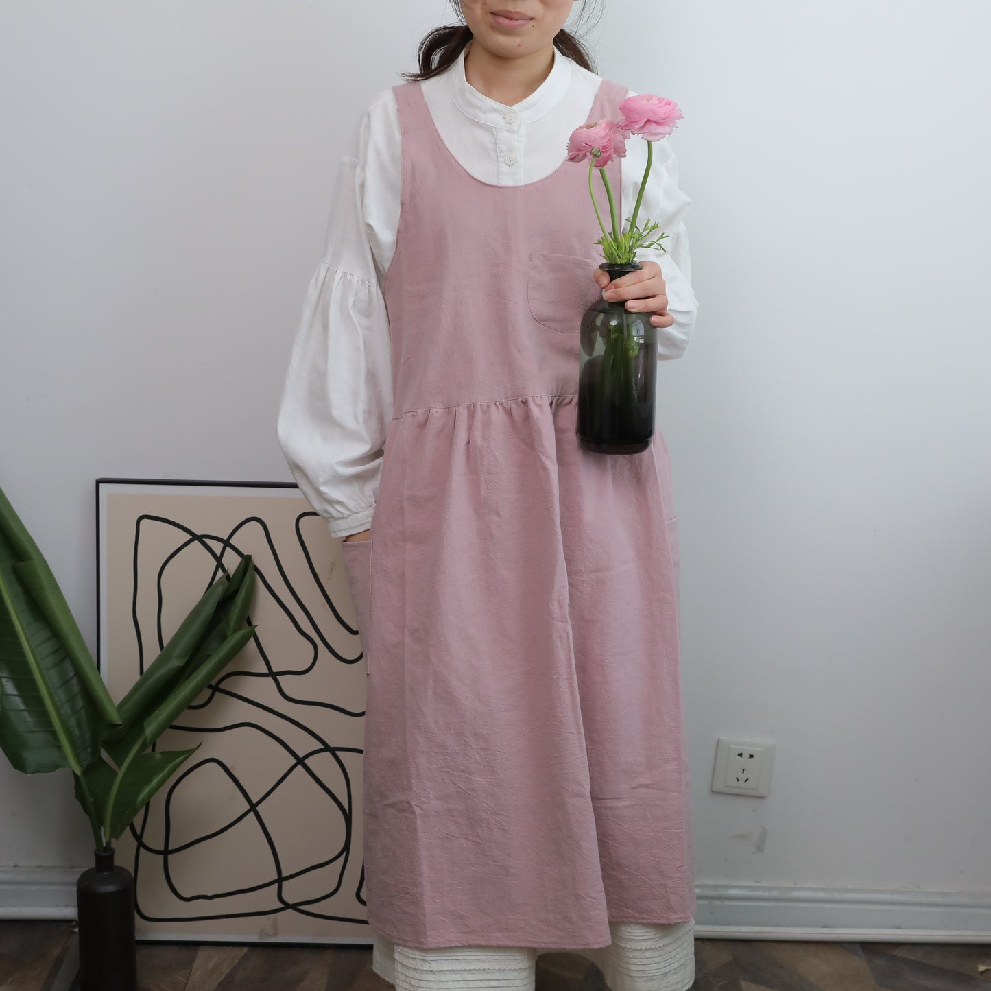 100% Cotton Cross-Back Pinafore Apron Dress